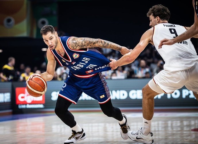 S.Jovičius persikėlė į Valensiją (FIBA nuotr.)