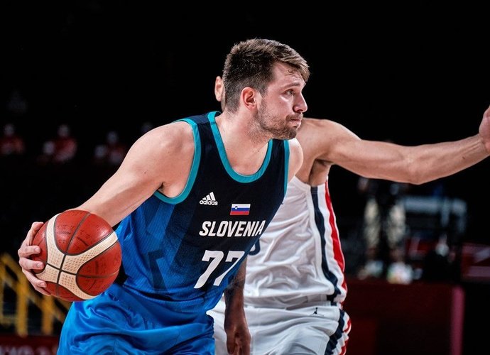 L.Dončičius su rinktine pralaimėjo pirmąjį savo mačą (FIBA nuotr.)