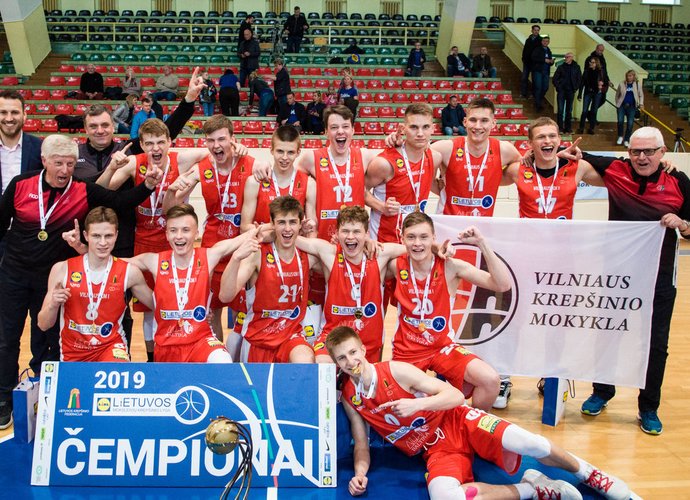 Vilniaus krepšinio mokykla stipriausia tarp 17-mečių (Krepšinio namų nuotr.)