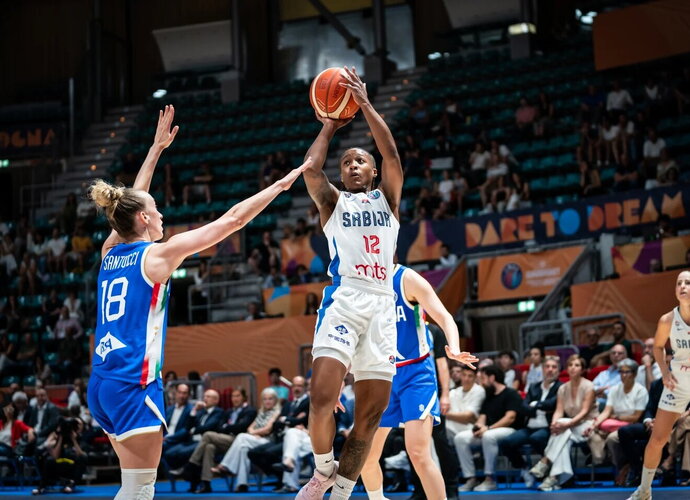 Y.Anderson pergalės serbėms neatnešė (FIBA nuotr.)
