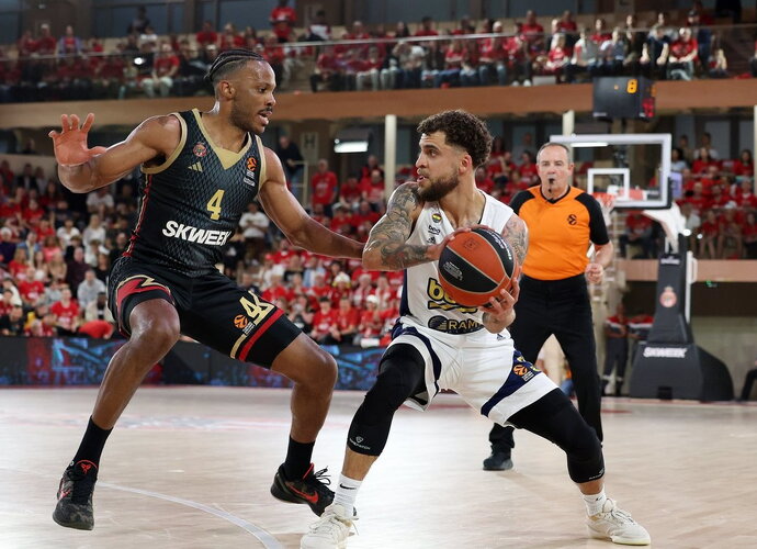 S.Wilbekinas susižeidė Monake (Euroleague.net)