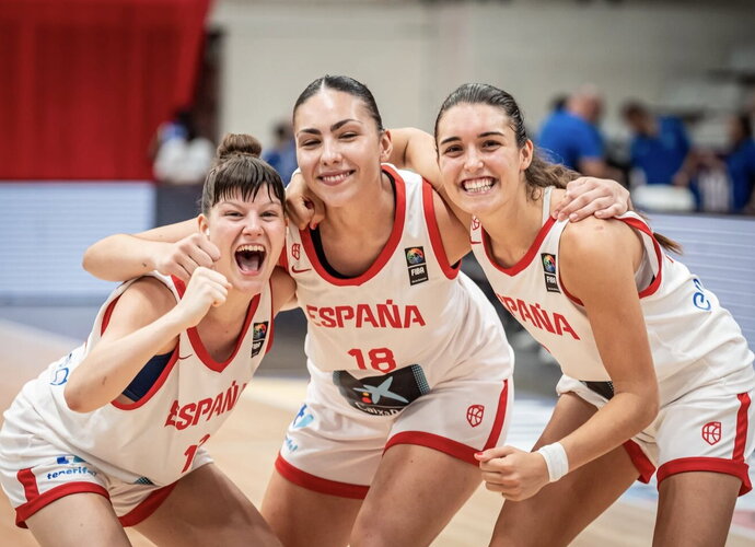 Ispanijos merginos žais finale (FIBA Europe nuotr.)