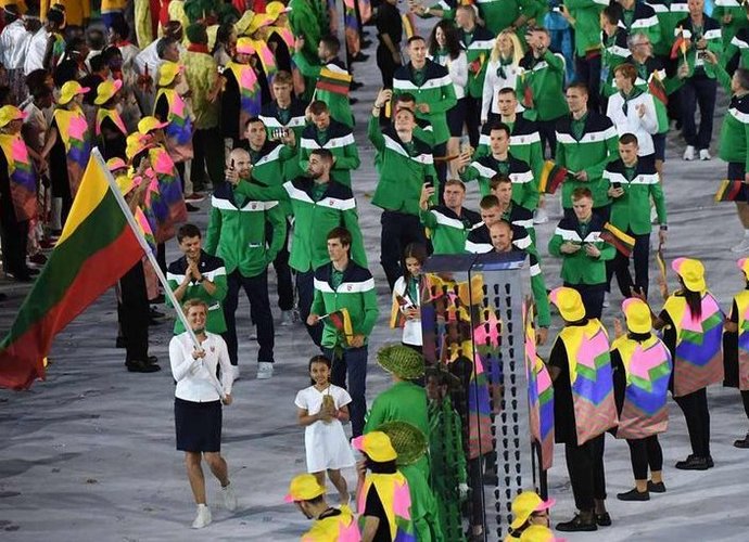 Olimpiados atidaryme žygiavo Lietuvos delegacija (Scanpix nuotr.)