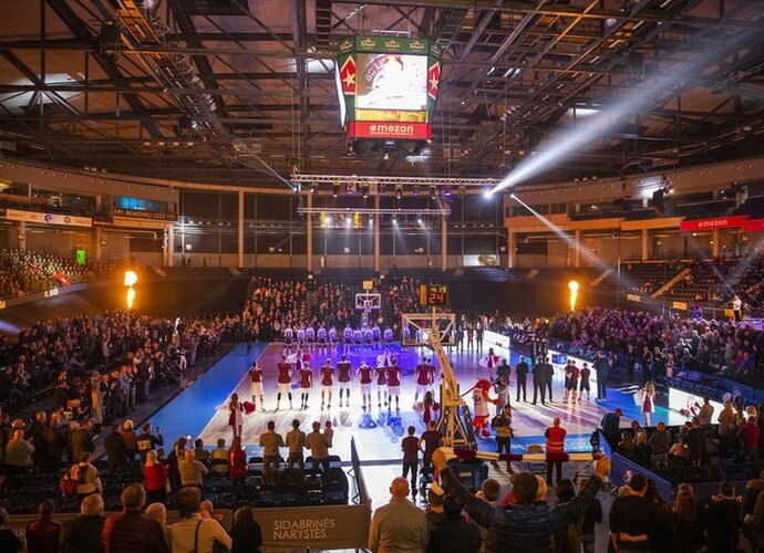 Šį sezoną „Cido“ arenoje sirgalių buvo dvigubai mažiau nei pernai (FIBA Europe nuotr.)