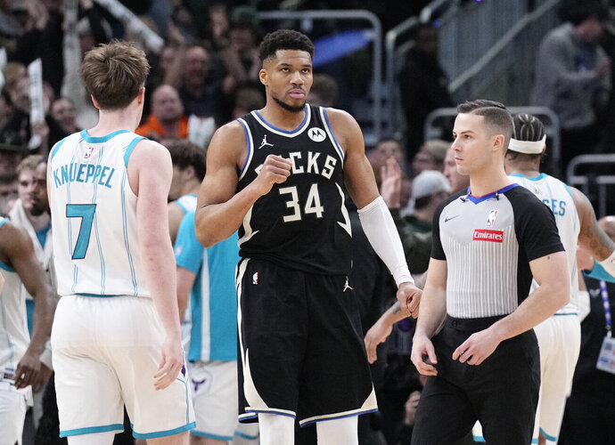 G.Antetokounmpo nulėmė rungtynes (Scanpix nuotr.)