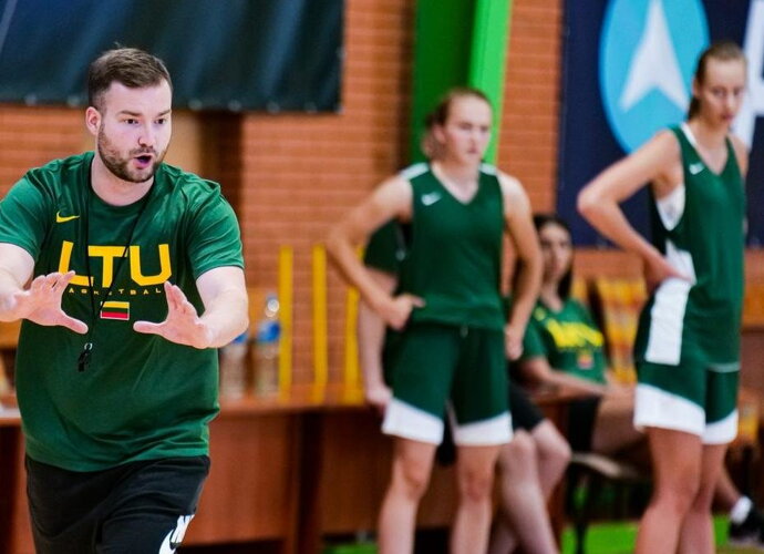 R.Kondratavičaius treniruojama rinktinė susirinko darbui (Foto: Žygimantas Vingelis)