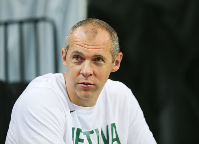 R.Šiškauskas laukia įdomių lyderių rungtynių (BNS nuotr.)