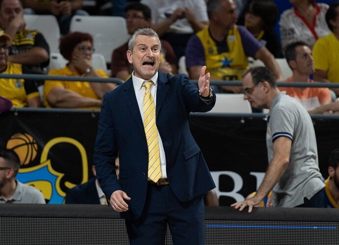 I.Zourosas negrįš į klubinį krepšinį (FIBA nuotr.)