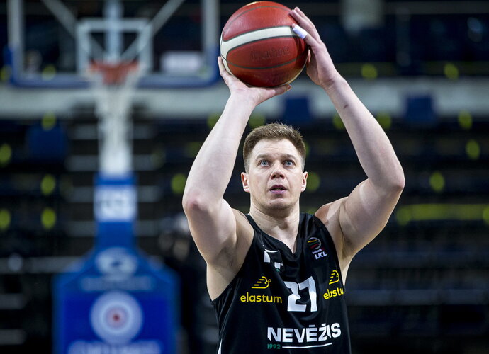J.Jucikas keliasi į pajūrį (BNS nuotr.)