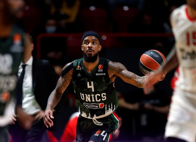 L.Brownas vedė komandą į pergalę (Euroleague.net)