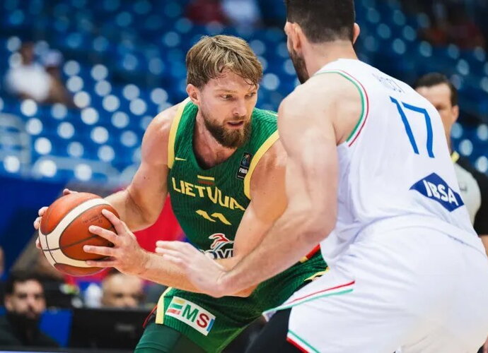 D.Sabonis sieks nuliūdinti Puerto Riką (FIBA nuotr.)