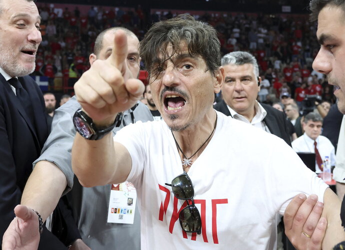 D.Giannakopoulos pažadėjo ekipai premiją (Scanpix nuotr.)
