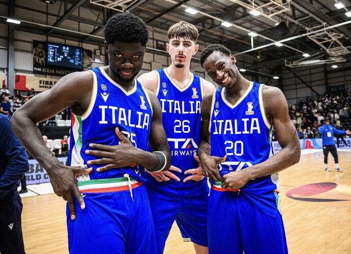 Italija kovą laimėjo (FIBA nuotr.)