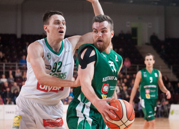 J.Kazakauskas rėžėsi į žiūrovus (Žygimantas Gedvila, Fotodiena.lt)