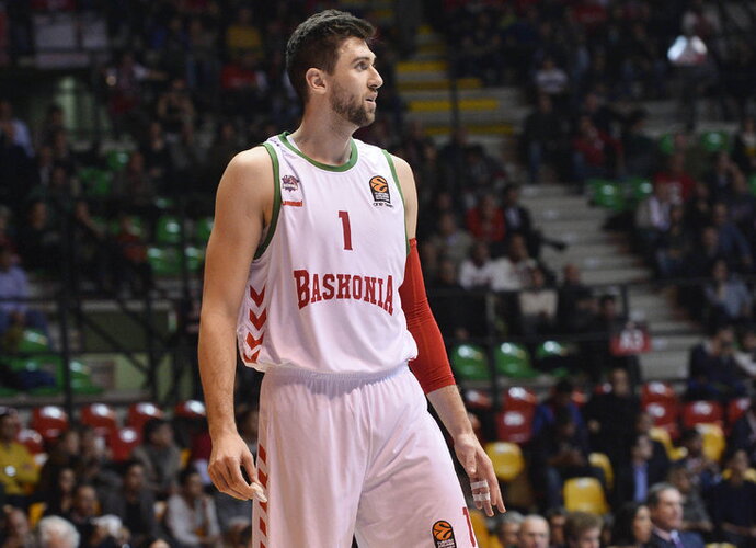 A.Bargnani gali nebežaisti profesionaliai (Scanpix nuotr.)
