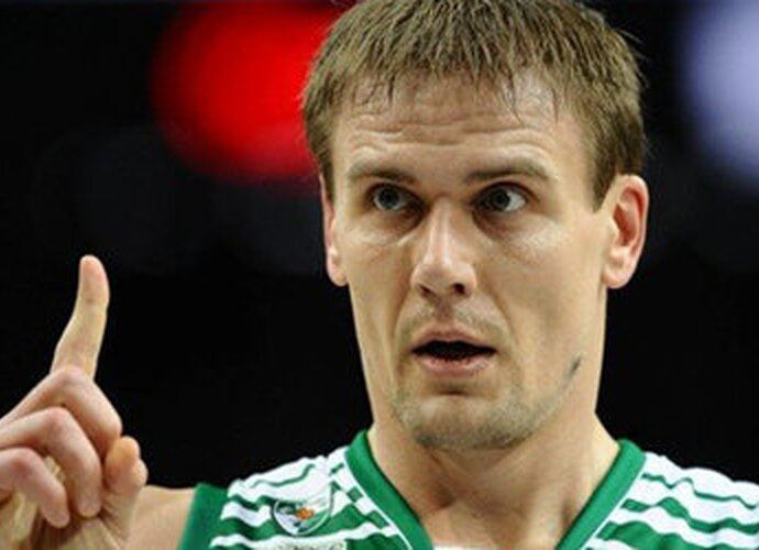 Robertas Javtokas dėl traumos nežais 4-6 mėnesius (Fotodiena.lt nuotr.)