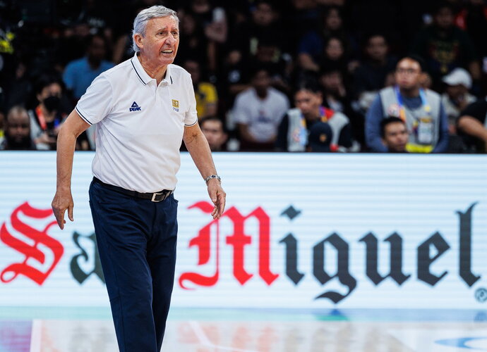 S.Pešičius ir toliau darbuosis rinktinėje (BNS nuotr.)