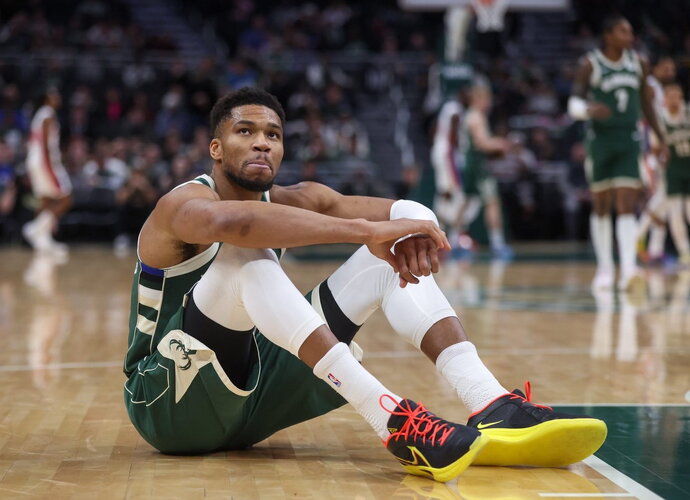 G.Antetokounmpo patyrė traumą (Scanpix nuotr.)