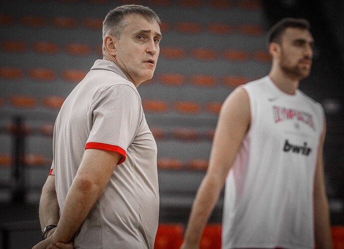 K.Kemzūra kardinaliai komandos keisti neplanuoja („Olympiacos“ nuotr.)