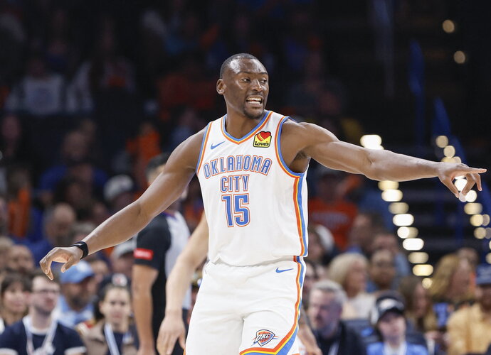 B.Biyombo išgasdino „Thunder“ gerbėjus (Scanpix nuotr.)