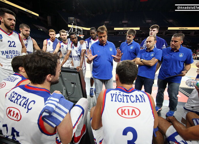 „Anadolu Efes“ šventė pergalę