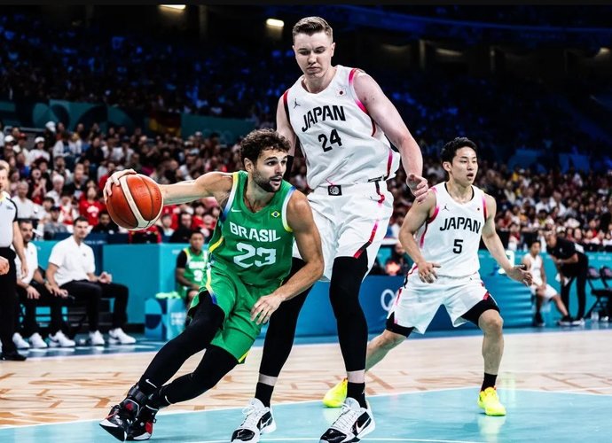 R.Neto žais gimtinėje  (FIBA nuotr.)