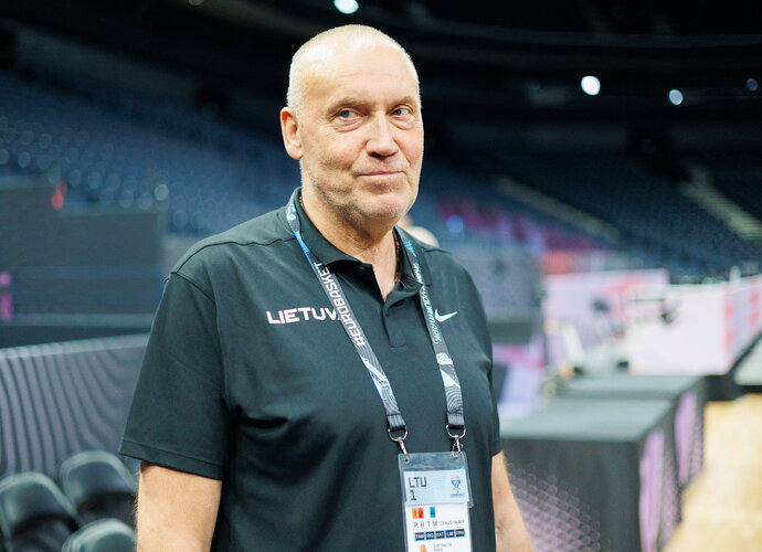 R.Kurtinaitis nerimauja dėl teisėjavimo (BNS nuotr.)