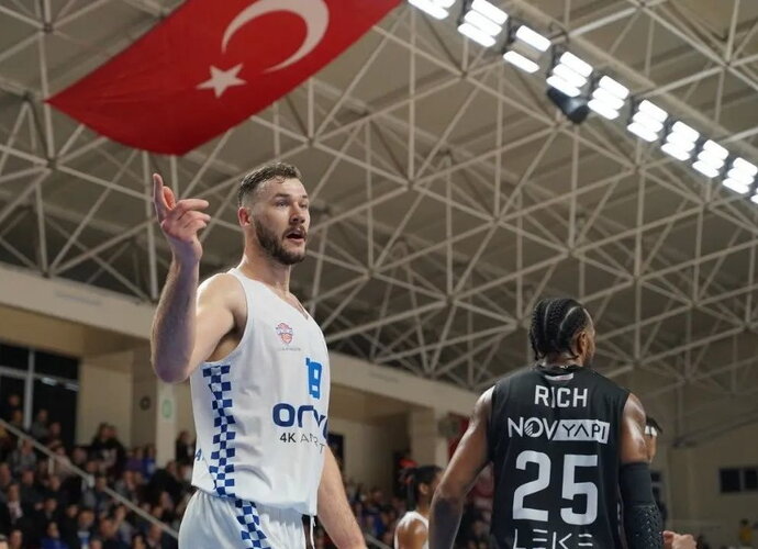 M.Sajus pelnė 10 taškų