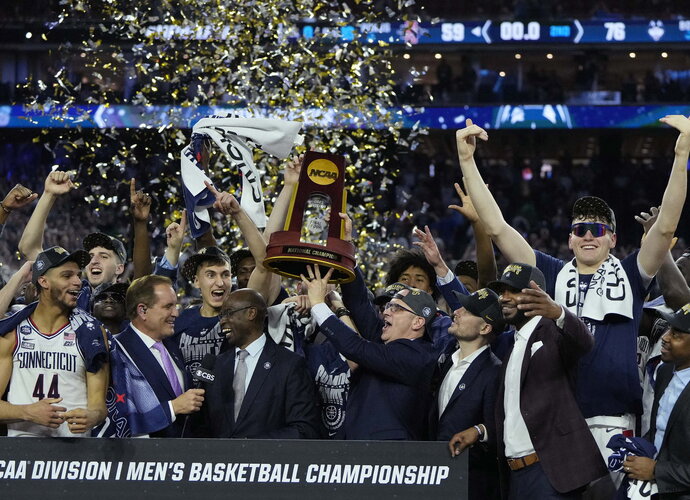 „Huskies“ triumfuoja (Scanpix nuotr.)
