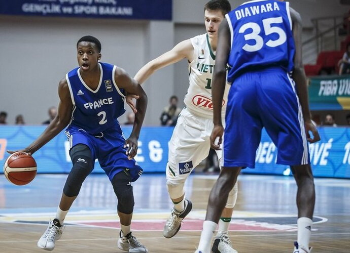 F.Ntilikina pravers NBA duris (FIBA Europe nuotr.)