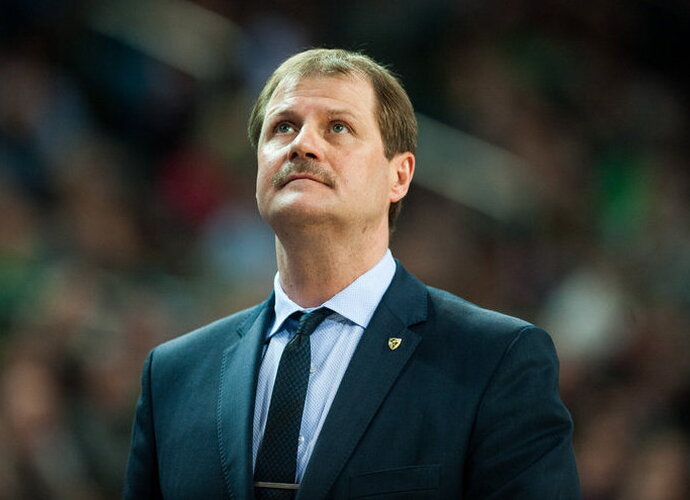 G.Krapikas džiaugiasi komandos pasirodymu pusfinalyje (Fotodiena.lt)