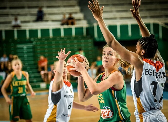 S.Visockaitė žaidė kovingai, bet pergalės neatnešė (FIBA Europe nuotr.)