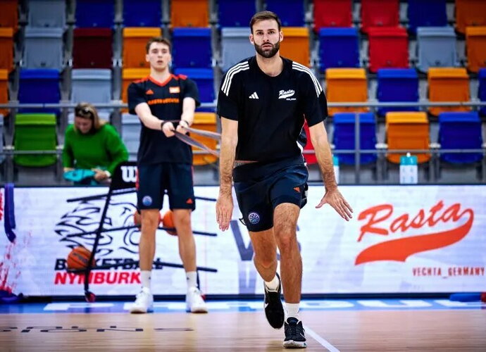B.Griciūnas aikštėje nesublizgėjo (FIBA nuotr.)