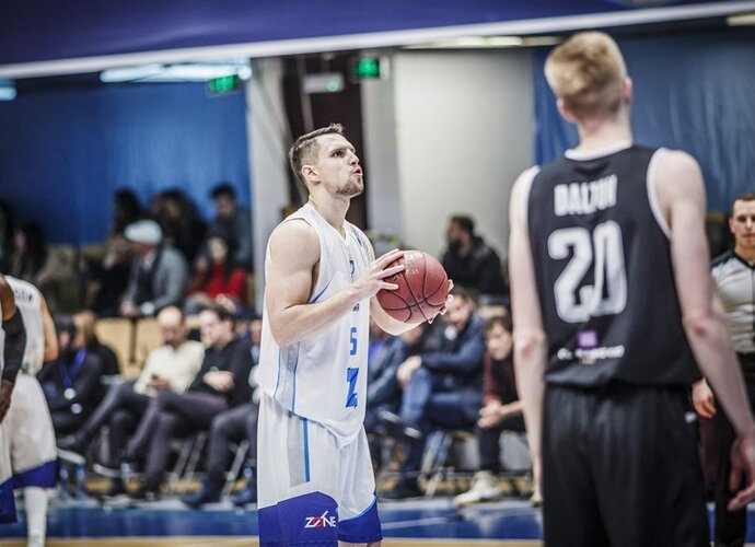 D.Krestininas pasirinko įdomią šalį tęsti karjerą (FIBA Europe nuotr.)