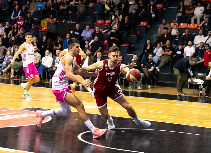 S.Jarumbauskas įmetė 10 taškų