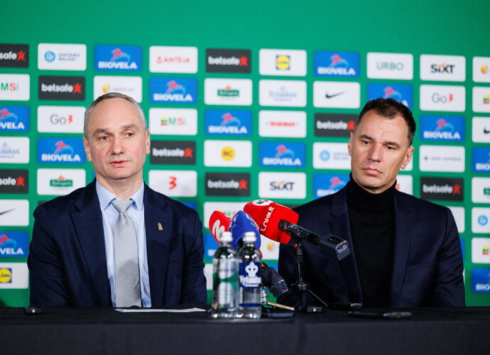 M.Balčiūnas ir D.Gudelis aptarė Lietuvos galimybes rengti EČ grupių etapą (BNS nuotr.)