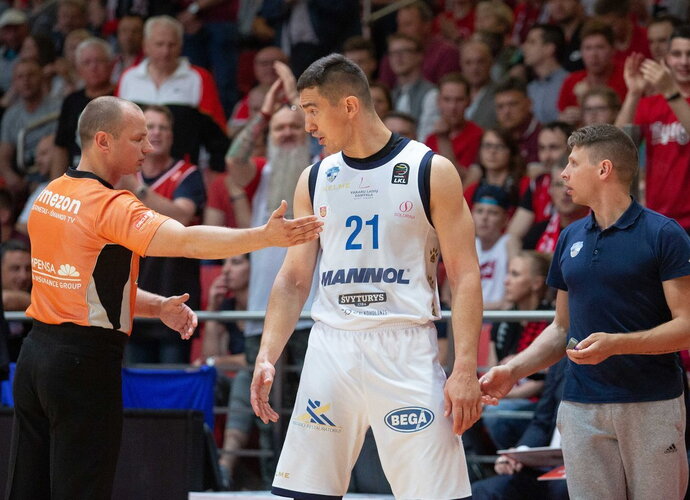 S.Galdikas sulaukė solidžios baudos (BNS nuotr.)