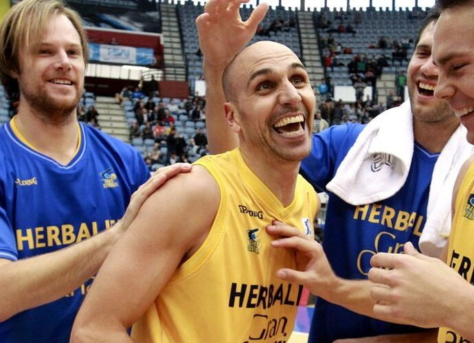 „Gran Canaria“ komanda yra per žingsnį nuo Europos taurės finalo