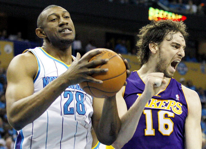D.J.Mbenga žaidė NBA septynis sezonus (Scanpix nuotr.)