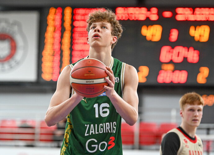 I.Štombergas keliaus į prestižinę stovyklą