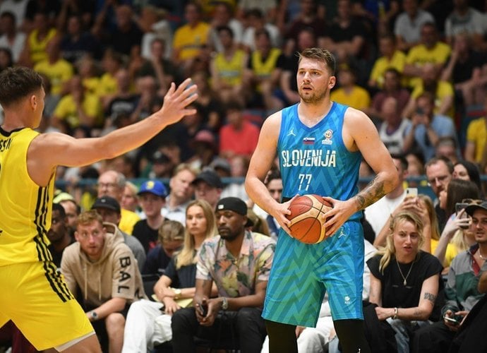 Žaidime starte L.Dončičius yra brangiausias žaidėjas (FIBA nuotr.)