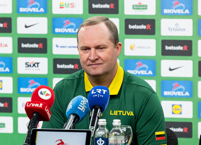 K.Maksvytis dirbs „lange“ (BNS nuotr.)