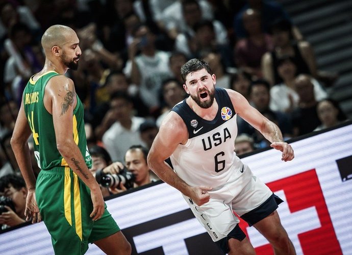 JAV ketvirtfinalyje susitiks su Prancūzija (FIBA nuotr.)