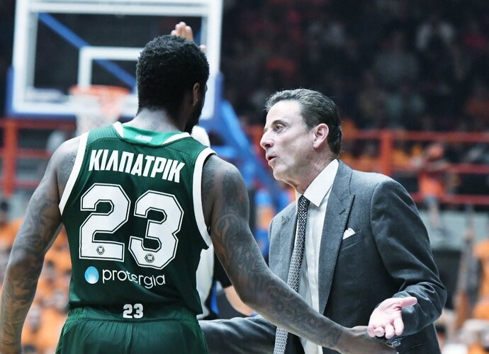 R.Pitino turėtų grįžti į Atėnus