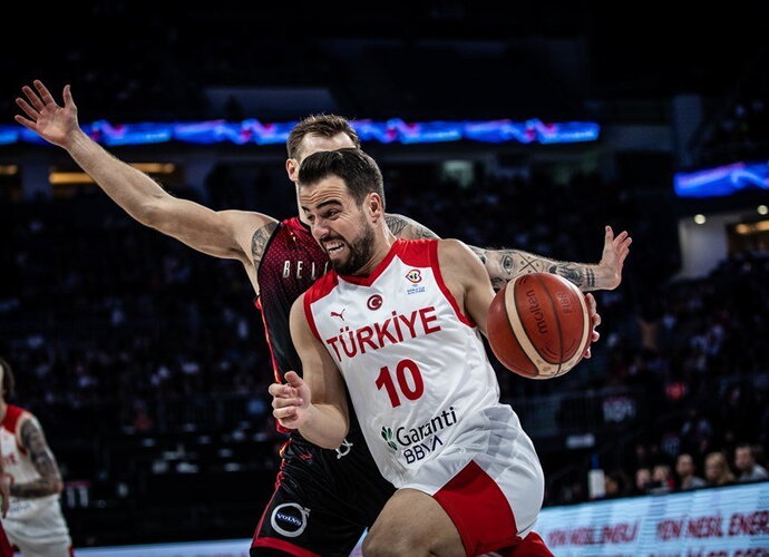 M.Mahmutoglu indėlis buvo didžiausias iš Eurolygos žaidėjų (FIBA Europe nuotr.)