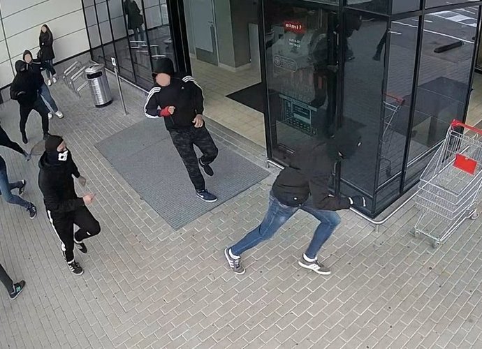 Kameros užfiksavo incidentą