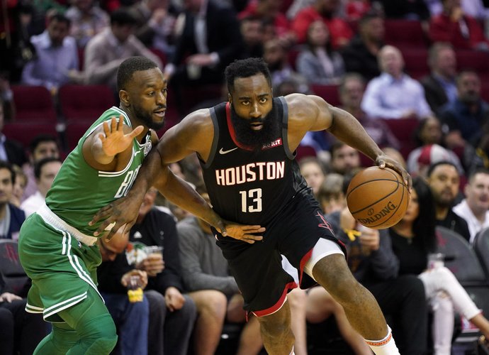 J.Hardenas mano, kad Oklahomos klubas galėjo laimėti NBA (Scanpix nuotr.)