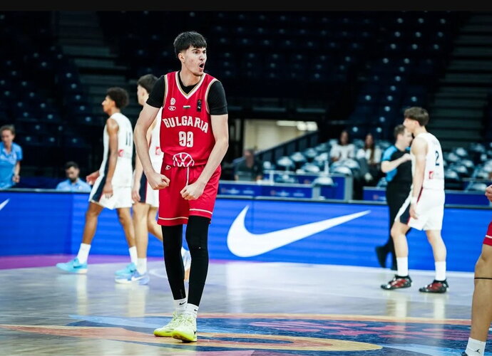 K.Balkandzhievas atvyko į sostinę (FIBA nuotr.)