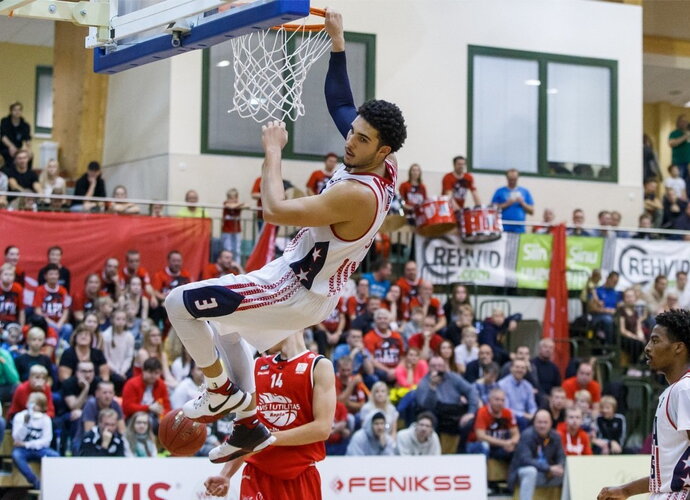 L.Ballas ir toliau puoselėja viltį žaisti NBA (Scanpix nuotr.)