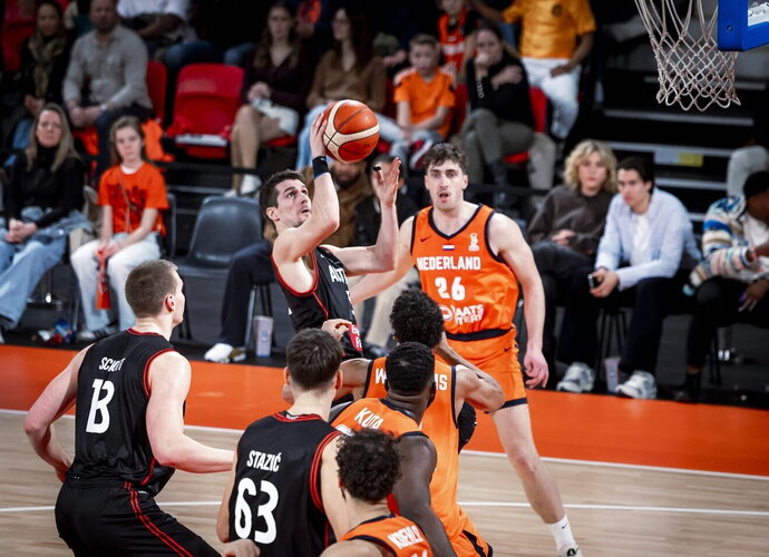 B.Vujoševičius buvo arti trigubo dublio (FIBA nuotr.)